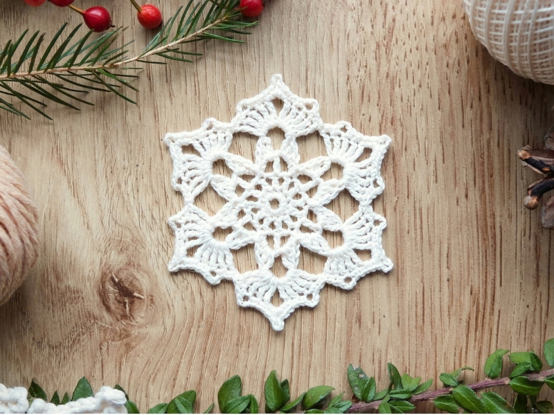 Openwork Snowflake crochet pattern